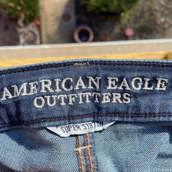 American Eagle Outfitters jeans  10 short jegging  (used) - Picture 1 of 12